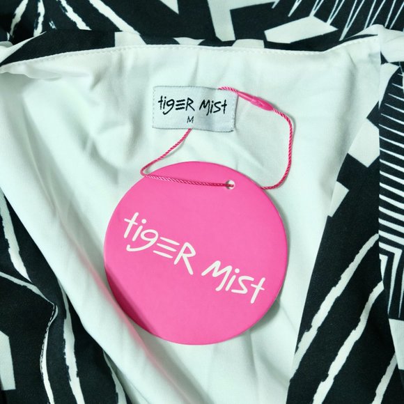 NEW Tiger Mist Mirrored Aztec Print Cape Dress - Picture 8 of 8